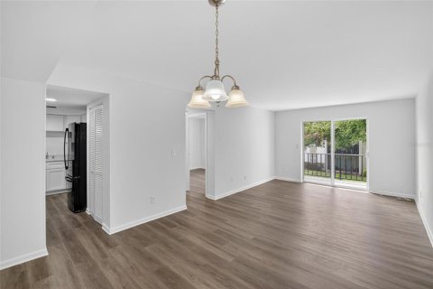 Condominio en venta en Brandon, Florida, 2 dormitorios, 85.93 m2 № 1912647 - foto 7