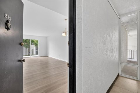 Condominio en venta en Brandon, Florida, 2 dormitorios, 85.93 m2 № 1912647 - foto 4