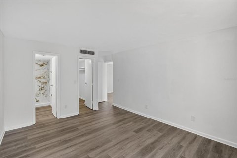 Condominio en venta en Brandon, Florida, 2 dormitorios, 85.93 m2 № 1912647 - foto 12
