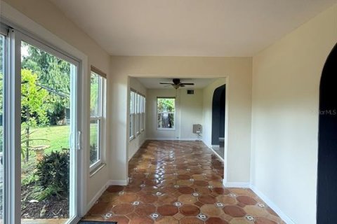 Villa ou maison à louer à Sarasota, Floride: 2 chambres, 118.45 m2 № 2418762 - photo 21