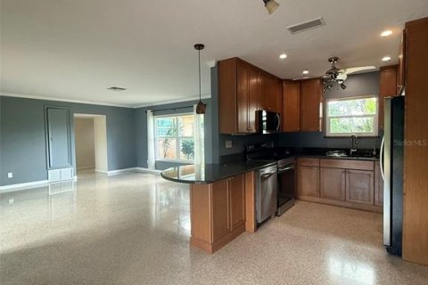 Villa ou maison à louer à Sarasota, Floride: 2 chambres, 118.45 m2 № 2418762 - photo 26