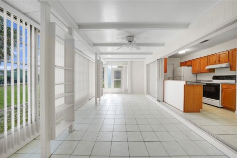 House in Port Charlotte, Florida 2 bedrooms, 85.19 sq.m. № 1847871 - photo 22