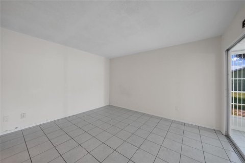 House in Port Charlotte, Florida 2 bedrooms, 85.19 sq.m. № 1847871 - photo 28