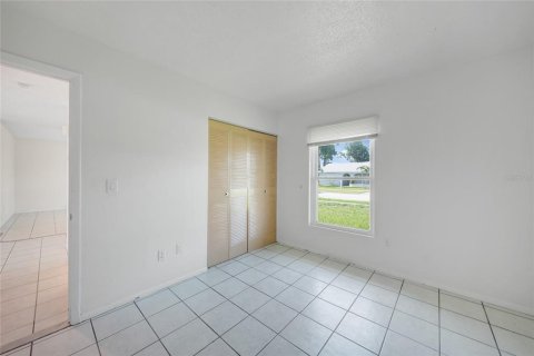 House in Port Charlotte, Florida 2 bedrooms, 85.19 sq.m. № 1847871 - photo 30