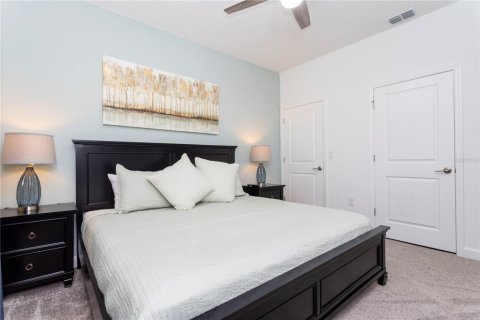 Touwnhouse à vendre à Kissimmee, Floride: 4 chambres, 177.81 m2 № 2125966 - photo 9