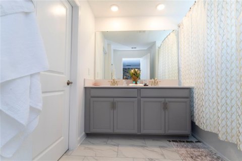 Touwnhouse à vendre à Kissimmee, Floride: 4 chambres, 177.81 m2 № 2125966 - photo 25