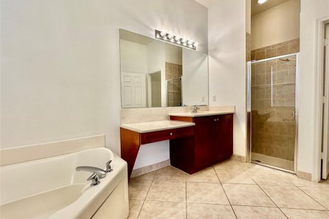 Villa ou maison à louer à Weston, Floride: 4 chambres, 201.78 m2 № 2262442 - photo 20