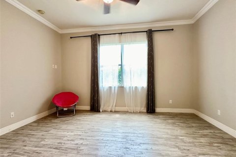 Villa ou maison à louer à Weston, Floride: 4 chambres, 201.78 m2 № 2262442 - photo 17