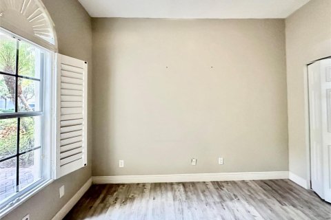 Villa ou maison à louer à Weston, Floride: 4 chambres, 201.78 m2 № 2262442 - photo 22