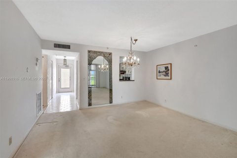 Купить кондоминиум в Делрей-Бич, Флорида 2 спальни, 98.48м2, № 2029527 - фото 21