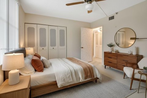 Купить кондоминиум в Делрей-Бич, Флорида 2 спальни, 98.48м2, № 2029527 - фото 2