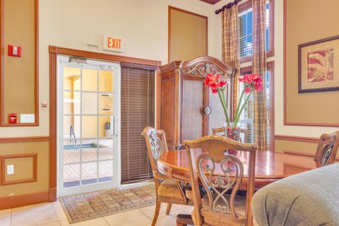 Condo in Hypoluxo, Florida, 2 bedrooms  № 2177924 - photo 20