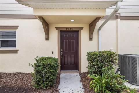 Townhouse in MAGNOLIA PARK in Riverview, Florida 2 bedrooms, 122.63 sq.m. № 2227496 - photo 2