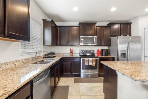 Townhouse in MAGNOLIA PARK in Riverview, Florida 2 bedrooms, 122.63 sq.m. № 2227496 - photo 10