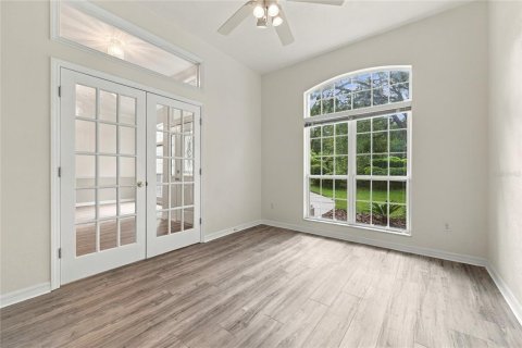 House in Gainesville, Florida 4 bedrooms, 219.62 sq.m. № 2386034 - photo 6