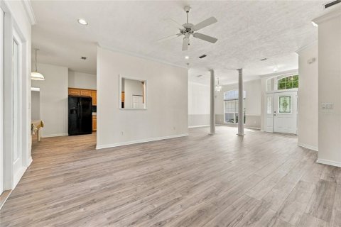 House in Gainesville, Florida 4 bedrooms, 219.62 sq.m. № 2386034 - photo 17