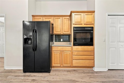 House in Gainesville, Florida 4 bedrooms, 219.62 sq.m. № 2386034 - photo 24
