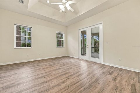 House in Gainesville, Florida 4 bedrooms, 219.62 sq.m. № 2386034 - photo 27