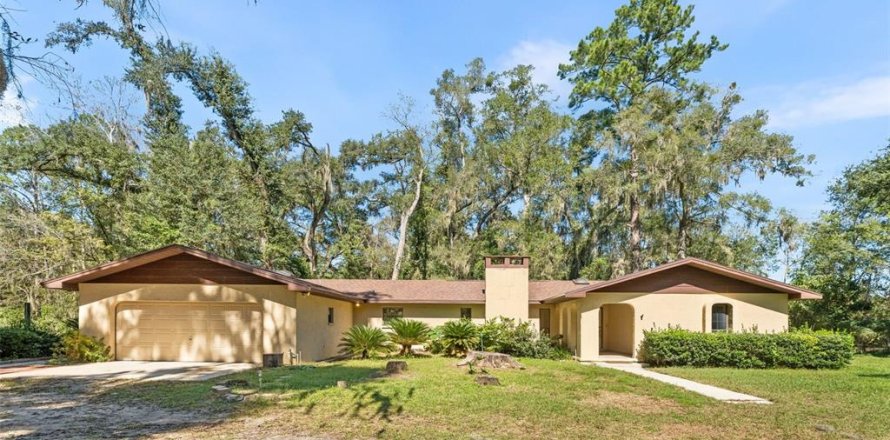 Villa ou maison à Alachua, Floride 3 chambres, 174.28 m2 № 2418731