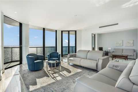 Condo in Pompano Beach, Florida, 2 bedrooms  № 1948096 - photo 18