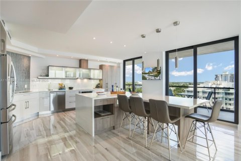 Condo in Pompano Beach, Florida, 2 bedrooms  № 1948096 - photo 7