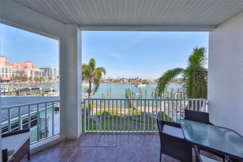 Adosado en venta en Clearwater, Florida, 3 dormitorios, 211.35 m2 № 1539215 - foto 10