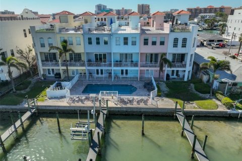 Adosado en venta en Clearwater, Florida, 3 dormitorios, 211.35 m2 № 1539215 - foto 12