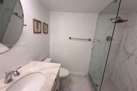 Apartment in Miami Beach, Florida 2 bedrooms, 105.91 sq.m. № 2155148 - photo 7