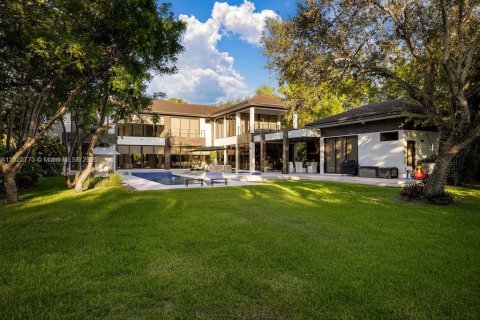House in Miami, Florida 8 bedrooms, 624.02 sq.m. № 1794501 - photo 22
