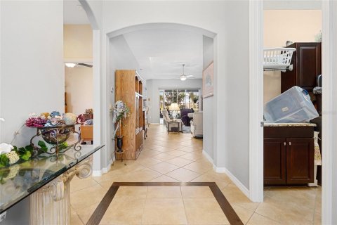 Casa en venta en Mount Dora, Florida, 3 dormitorios, 156.26 m2 № 1732804 - foto 12
