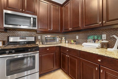 Casa en venta en Mount Dora, Florida, 3 dormitorios, 156.26 m2 № 1732804 - foto 19