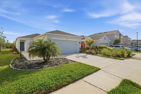 House in Palmetto, Florida 3 bedrooms, 133.04 sq.m. № 2117946