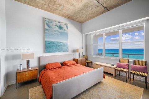 Condominio en venta en Miami Beach, Florida, 1 dormitorio, 86.4 m2 № 1942768 - foto 11