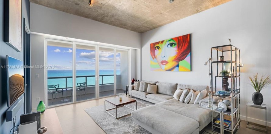 Condominio en Miami Beach, Florida, 1 dormitorio  № 1942768
