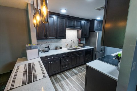 Condo in Winter Park, Florida, 3 bedrooms  № 1651840 - photo 3