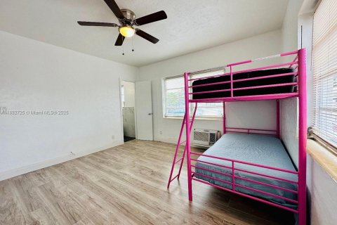 Condo in Miami Beach, Florida, 2 bedrooms  № 1933109 - photo 7
