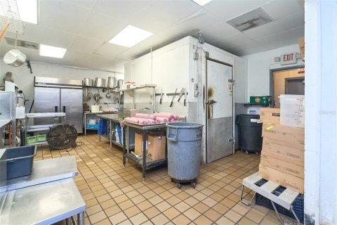 Commercial property in Brandon, Florida 486.81 sq.m. № 2139735 - photo 26