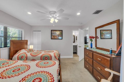 House in Delray Beach, Florida 2 bedrooms, 126.72 sq.m. № 2186496 - photo 20