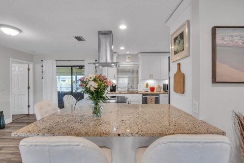 House in Delray Beach, Florida 2 bedrooms, 126.72 sq.m. № 2186496 - photo 12
