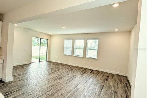 House in Minneola, Florida 5 bedrooms, 294.5 sq.m. № 2428949 - photo 16