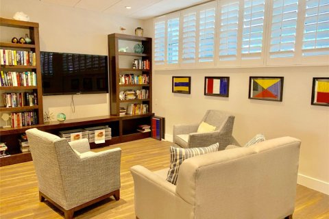 Condo in Fort Lauderdale, Florida, 1 bedroom  № 1177253 - photo 1