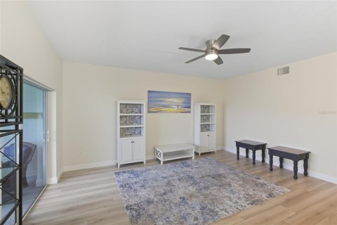 Condominio en venta en Punta Gorda, Florida, 2 dormitorios, 131.83 m2 № 1906934 - foto 9