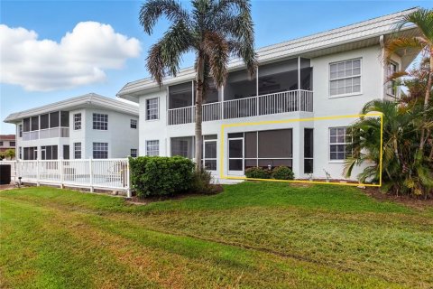 Condominio en venta en Punta Gorda, Florida, 2 dormitorios, 131.83 m2 № 1906934 - foto 14