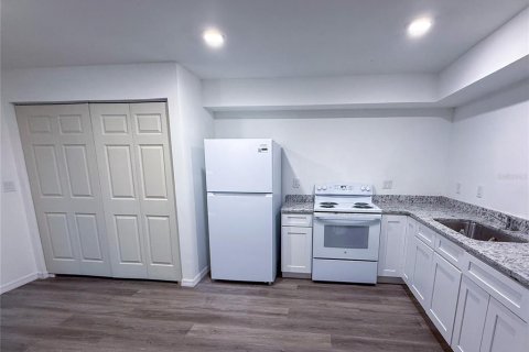 Appartement à louer à Orlando, Floride: 2 chambres, 95.41 m2 № 2395523 - photo 4