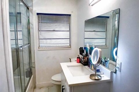 Casa en venta en Tampa, Florida, 4 dormitorios, 153.47 m2 № 1917187 - foto 19