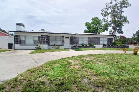 Casa en venta en Tampa, Florida, 4 dormitorios, 153.47 m2 № 1917187 - foto 1