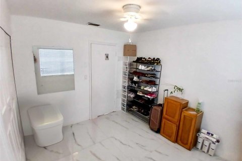 Casa en venta en Tampa, Florida, 4 dormitorios, 153.47 m2 № 1917187 - foto 22
