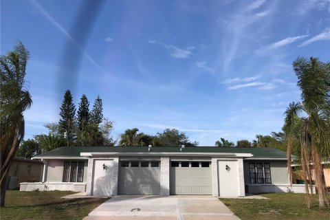 Appartement à Port Charlotte, Floride 2 chambres, 100.33 m2 № 2106008