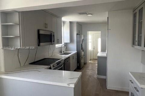 House in Miami, Florida 4 bedrooms, 125.23 sq.m. № 1849281 - photo 5