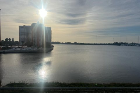Condo à Miami, Floride, 2 chambres  № 2079622